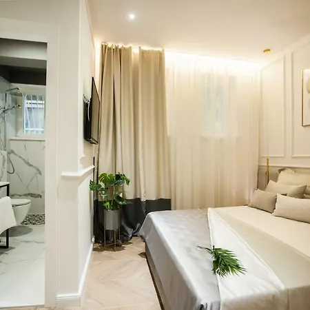Guest house Club 5 Boutique 4*
