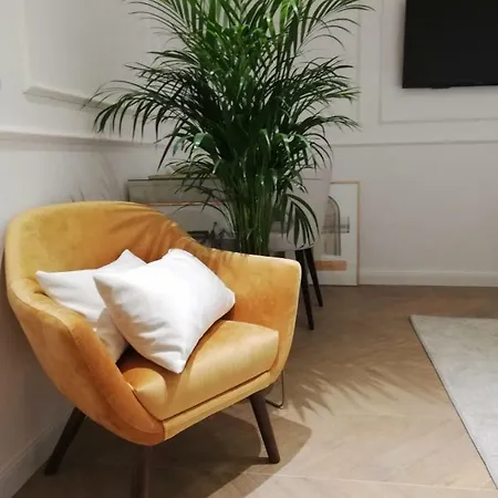 Guest house Club 5 Boutique 4*