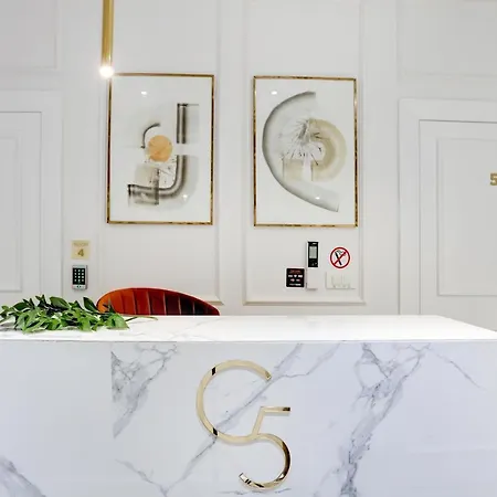 Guest house Club 5 Boutique